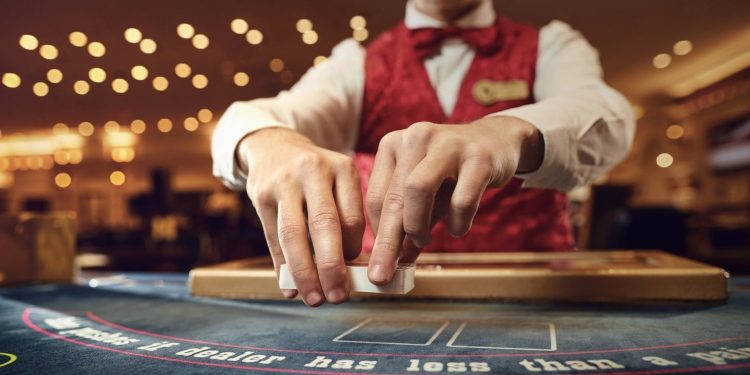 Alta demanda: se completaron los cupos para charla sobre formación como croupier de casino