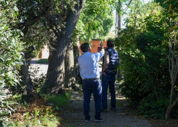 Intervención en barrio Rivera: relevan veredas y proyectan mejoras integrales en infraestructura