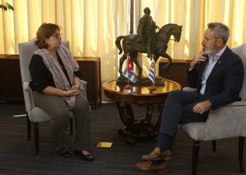 Embajadora de Cuba se interesó por disposición de residuos que tiene Maldonado