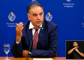 Crisis en aumento: Orsi advierte que el tema de la gente en situación de calle “no es una opción”, es un problema estructural que exige soluciones urgentes