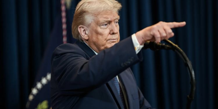 Donald Trump a Irán: “Abran el maldito estrecho, o vivirán en el infierno”