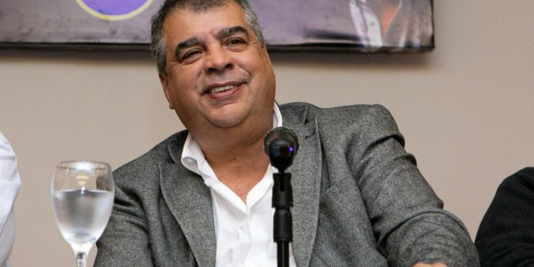 Rodrigo Blás presentó proyecto que prohíbe ocupación de espacios públicos