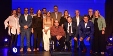 «Dos Buenos Tipos» fotografías que reviven la memoria de Punta del Este