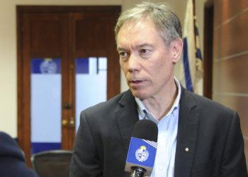 Gobierno advierte posible variación “importante” en proyecciones macroeconómicas; “el mundo no nos está ayudando”, dijo el subsecretario de Economía