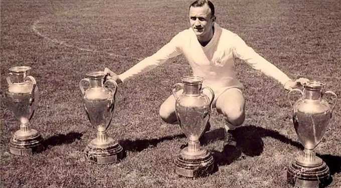 Falleció José Emilio Santamaría, gloria de Nacional, del Real Madrid, jugador de selecciones y técnico de España