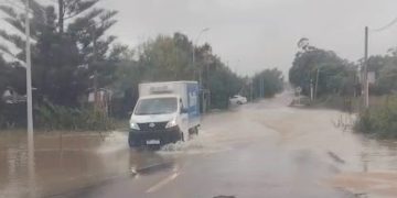 Intensas lluvias derivaron en cortes de tránsito en distintas arterias
