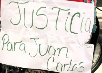 Indignación y miedo en las calles de Montevideo, repartidores de PedidosYa se movilizan tras crimen que sacude al sector