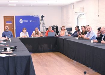 Indignación y miedo en las calles de Montevideo, repartidores de PedidosYa se movilizan tras crimen que sacude al sector