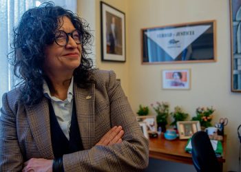 ¿Qué pasa con la secretaria del Pasado Reciente? Piden explicaciones al gobierno por denuncias realizadas contra la jerarca