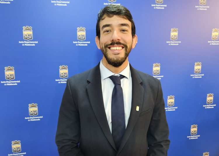 Soria destaca nuevo registro como motor para el crecimiento para emprendedores y el empleo en Maldonado