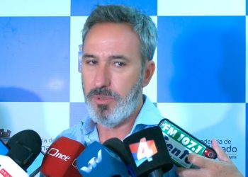 Villegas anuncia creación de comité reducido para abordar problemática social compleja