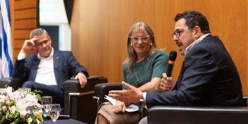 Diputado Felipe Schipani pide renuncia de secretaria de Derechos Humanos, a la que acusa de discriminación