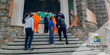 Operativo en Punta del Este desalojó ocupación irregular en el ex Cine Lido