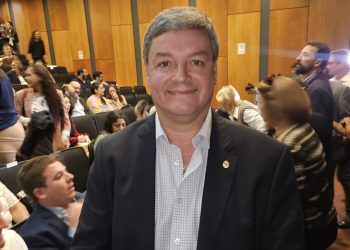 Casaretto pide cautela por caso Cipriani y cuestiona decisiones en ASSE y el Hemocentro