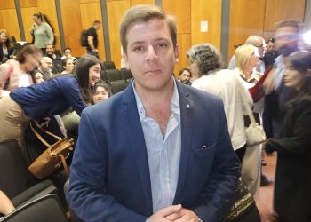 Diputado Joaquín Garlo dijo que el propio Curbelo le notificó su cese y descartó “motivación política”