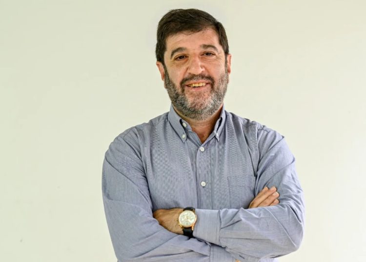 Frente Amplio comienza gira por todo el país para dialogar con militantes