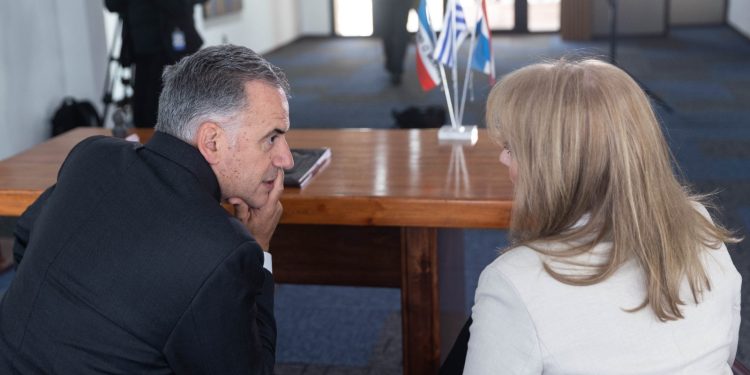 Niño baleado reabre debate que en el pasado utilizaron Orsi y Cosse para cuestionar política de seguridad de Lacalle Pou