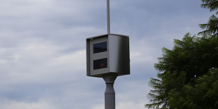 Diputados acuerdan bajar las multas de tránsito y el proyecto será votado en mayo