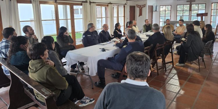 Canteras de Marelli se organiza: vecinos y autoridades trazan hoja de ruta con reclamos necesarios