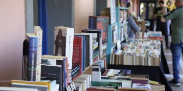 Un grupo de librerías pide “ley de precio único de libros” para evitar descuentos y promociones que otorgan las cadenas
