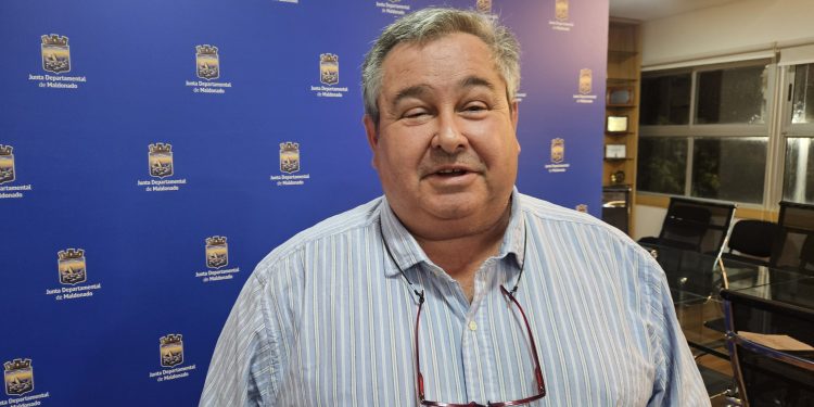 Actuación internacional de Yamandú Orsi deja a Uruguay “en una situación muy débil”, dijo Pablo Braganza