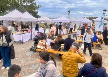 Paseo del Mate conquistó la Mansa con sabores, música y tradición rioplatense