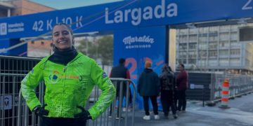 Aldana Sabatel brilló en la Maratón de Montevideo y subió al podio de los 42K