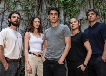 Netflix rodará en Montevideo escenas de la serie “El futuro es nuestro”, con el actor uruguayo Enzo Vogrincic