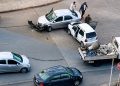 Choque en zona clave de Punta del Este: dos vehículos colisionan y generan demoras