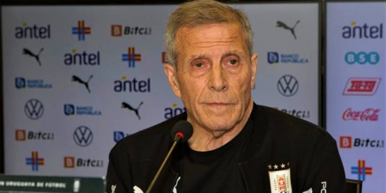 Frente Amplio propuso que el Senado haga un homenaje al maestro Tabárez