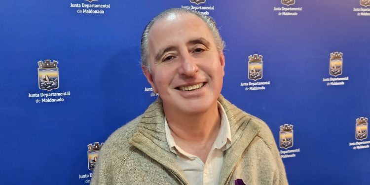 Eduardo Elinger reclamó instalación de una oficina de Defensa del Consumidor en Maldonado