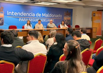 Más de 50 voluntarios integran la Fundación Canguro en Maldonado