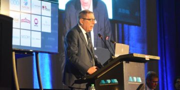 Gobierno insiste en jubilación a los 65 años y advierte por “desafío fiscal” para “evitar desvíos” de cuentas públicas