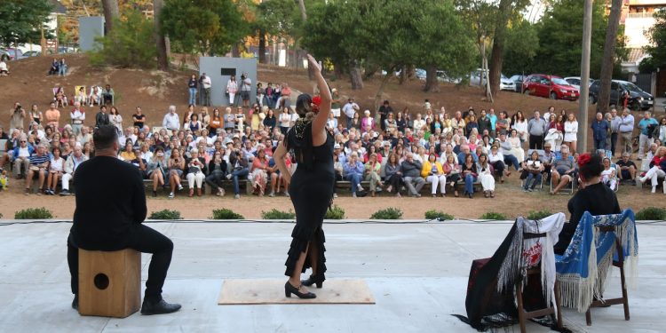 El teatro Margarita Xirgú tendrá placa conmemorativa y código QR para rescatar su historia en Punta del Este