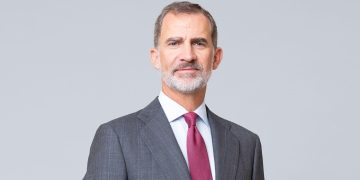 Rey Felipe aceptó invitación de presidenta mexicana y asistirá al partido entre España y Uruguay en Guadalajara