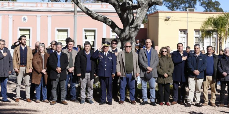 Abella participó de los actos por el 215 aniversario de la Batalla de las Piedras