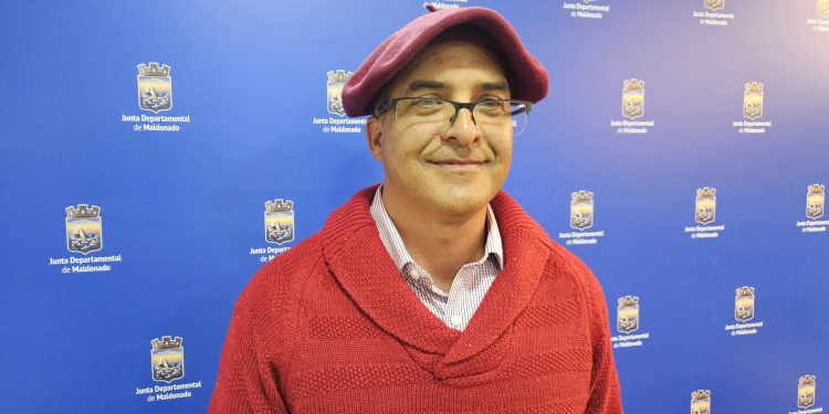 El olvido de Rincón del Diario: Edil colorado denuncia “serios problemas de saneamiento y caminería”