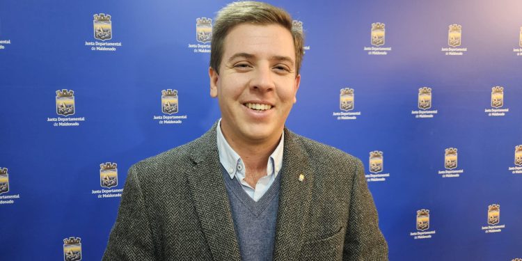 Joaquín Garlo destacó presencia de jóvenes en Marcha del Silencio y dijo que “es muy importante seguir reclamando verdad y justicia”