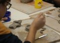 Adolescentes y jóvenes con discapacidad podrán anotarse para talleres de cerámica inclusiva