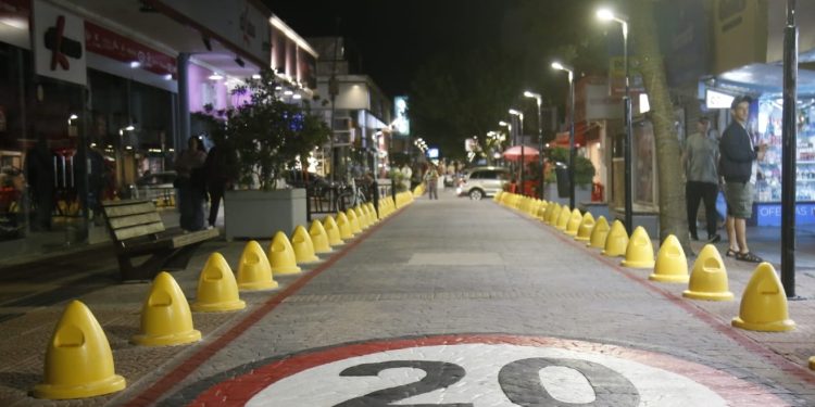 Centro de Maldonado: rompió la vidriera de un comercio para robar y terminó condenado