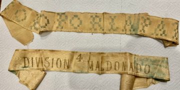 Una divisa de la División 4 de Maldonado, grandes campeones, armas del siglo XIX y documentos históricos: qué se puede conseguir en remate por El Cordobés