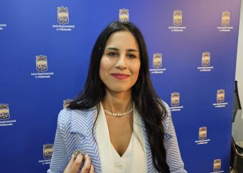 Edila nacionalista criticó la cuota política y dijo que se debe acceder por méritos