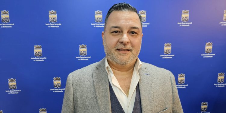 Edil blanco advirtió que el gobierno de Yamandú Orsi “Empezó a generar desconfianza en la gente”