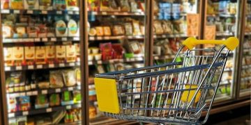 Por primera vez desde 2023 cayeron ventas en comercios entre enero y marzo