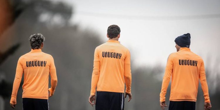 Llegó el capitán de la selección y el lunes está previsto que Marcelo Bielsa confirme a los convocados para el Mundial