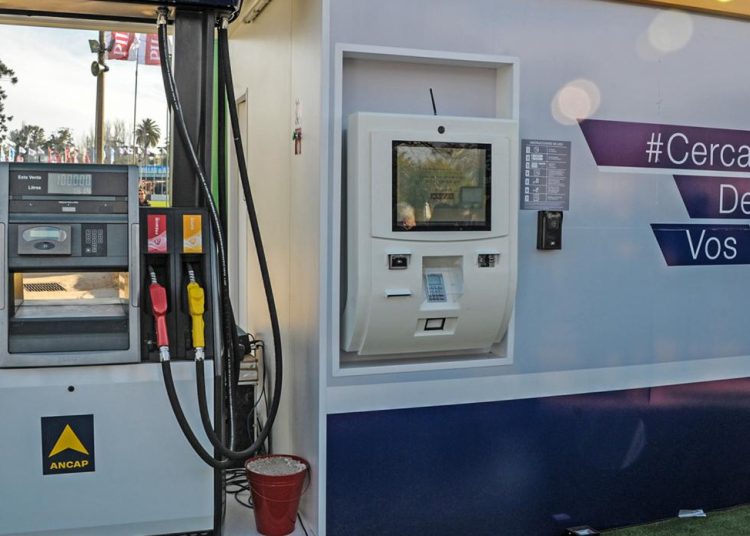 Casaretto cuestionó el precio de los combustibles y pidió convocar a ANCAP al Parlamento