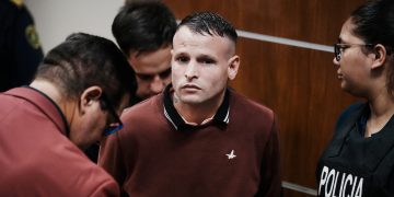 Justicia mantiene prisión domiciliaria para Moisés Martínez