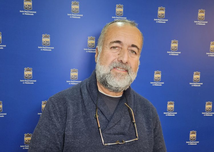 Leonardo Pereira promueve reinstalar presupuestos participativos