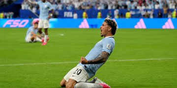 Araújo rescató a Uruguay y dejó abierto el Grupo H tras un debut cargado de emociones