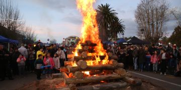 Hogueras de San Juan en Aiguá: una fiesta que crece año a año
